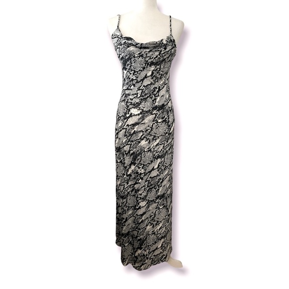 Medium Maxi Cowl Neckline Spaghetti Strap Printed Slip Summer Dress BNWT - Picture 2 of 8